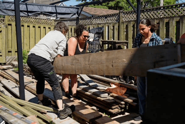 Pergola Installation Guide: From Planning to Final Assembly for a Perfect Outdoor Space